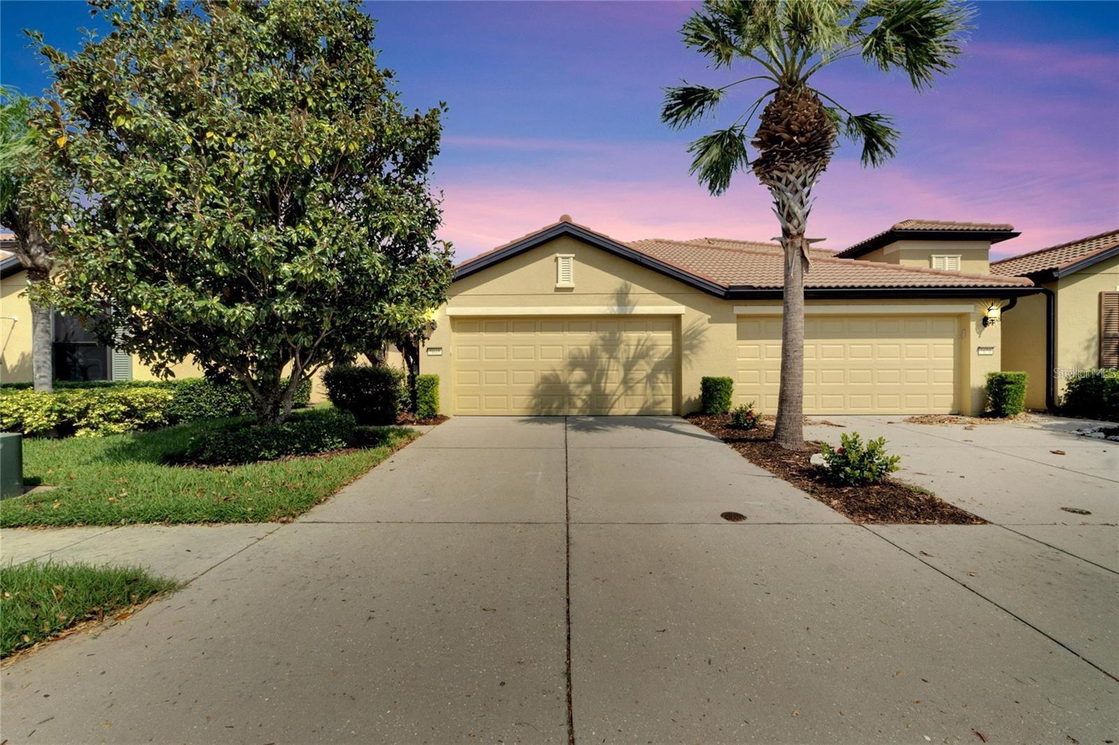 5648 Sunset Falls Dr