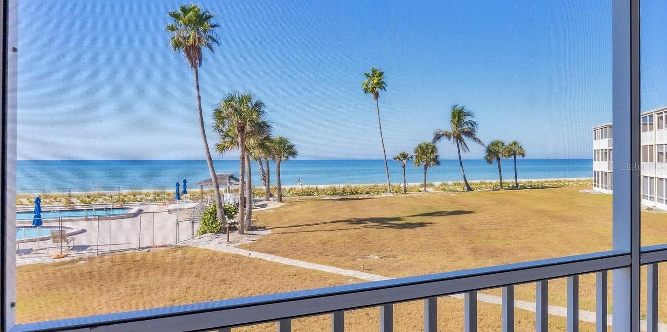 4825 Gulf Of Mexico Dr #202