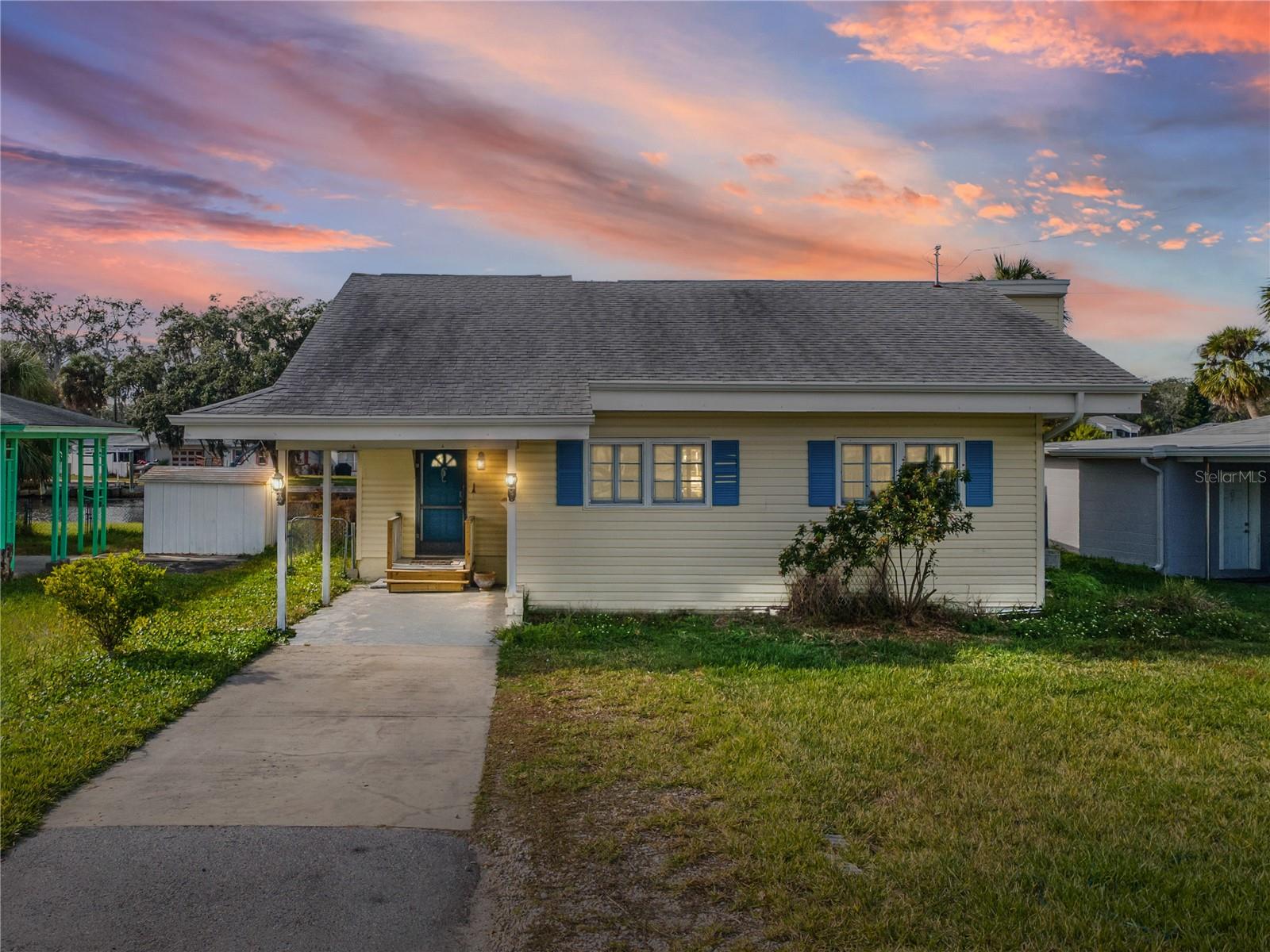 5642 Riverview Dr