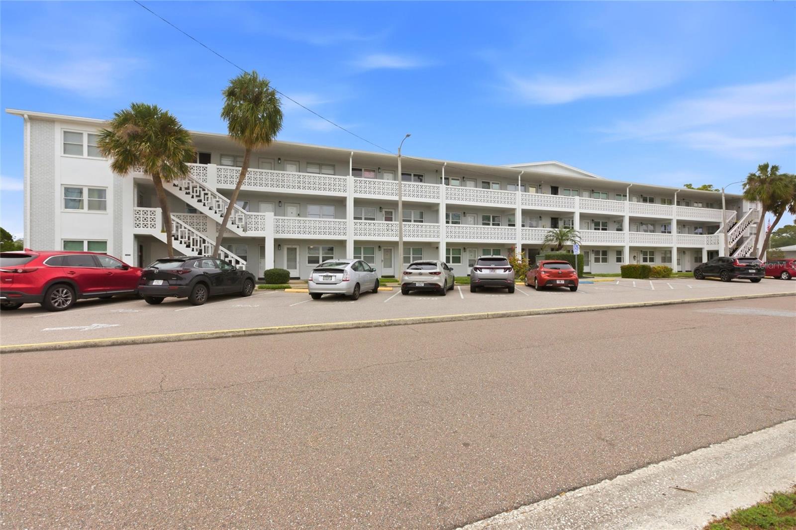 7770 Dr Martin Luther King Jr St N #201