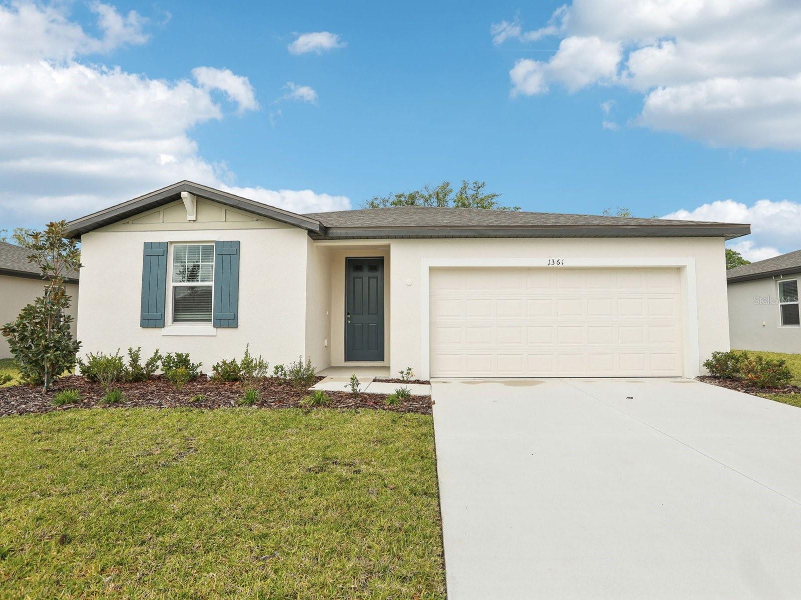 1361 Oak Valley Dr