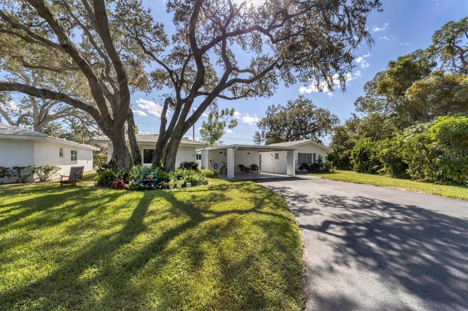 3806 Roxane Blvd #161