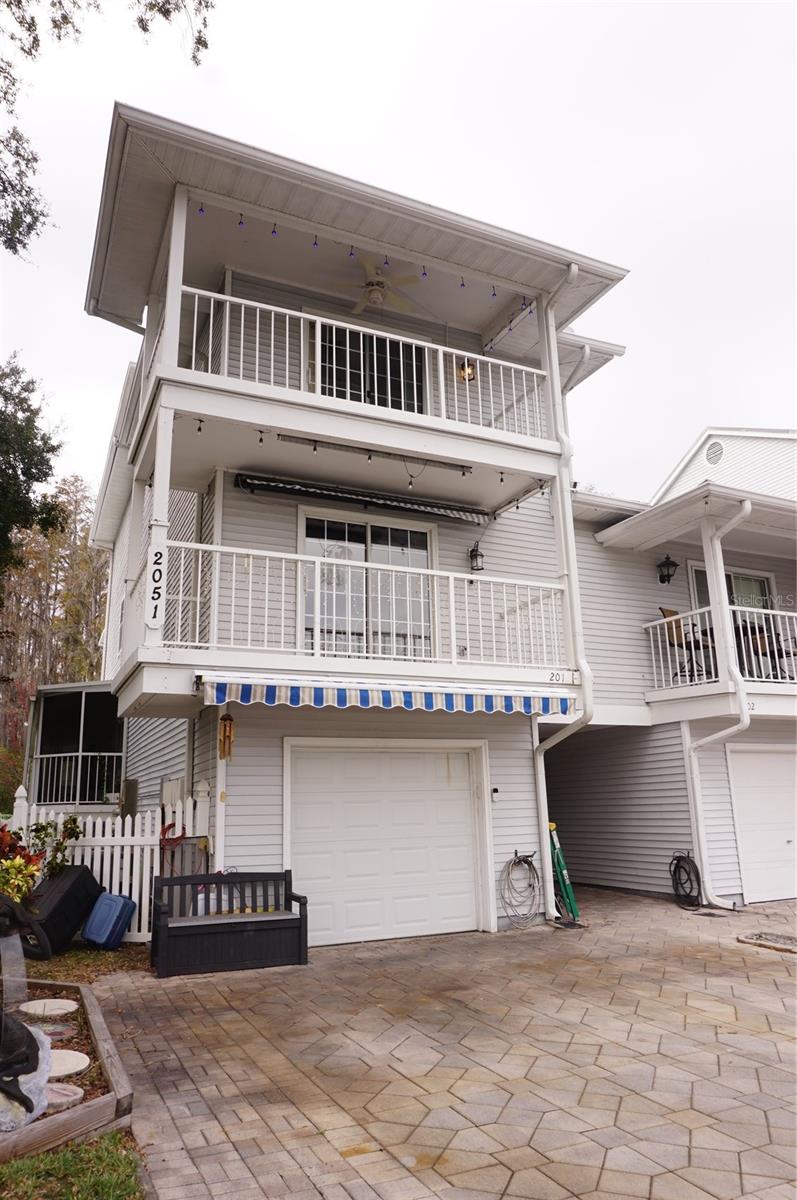 2051 Vista Del Sol Cir #201