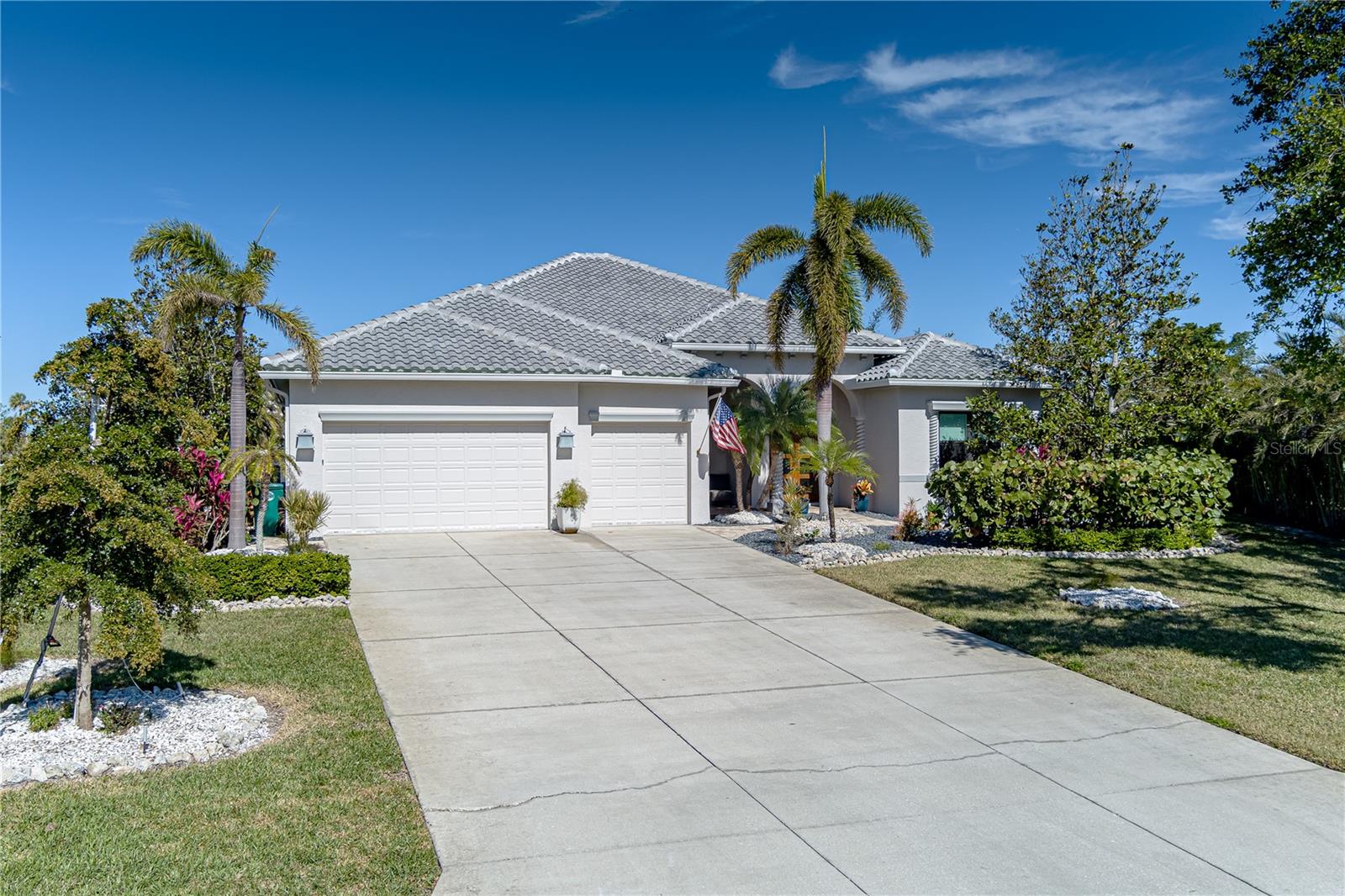1929 24th Street Cir W