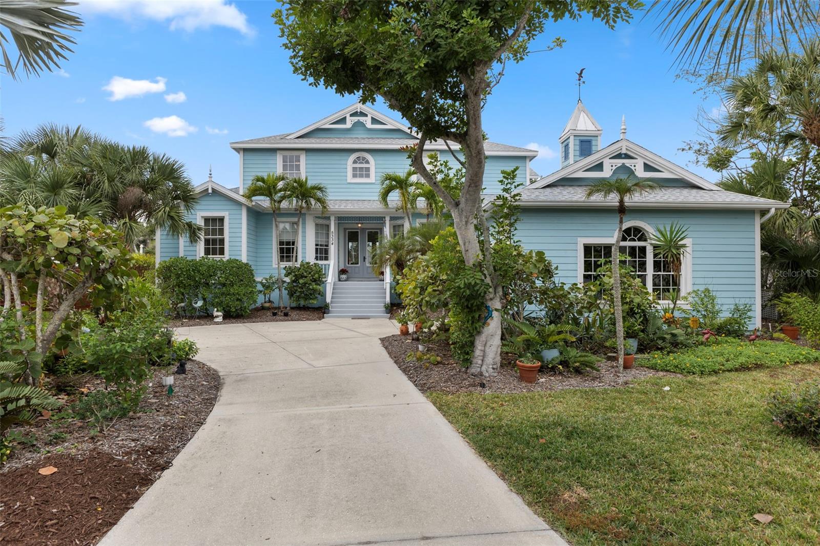 5334 Calle Florida