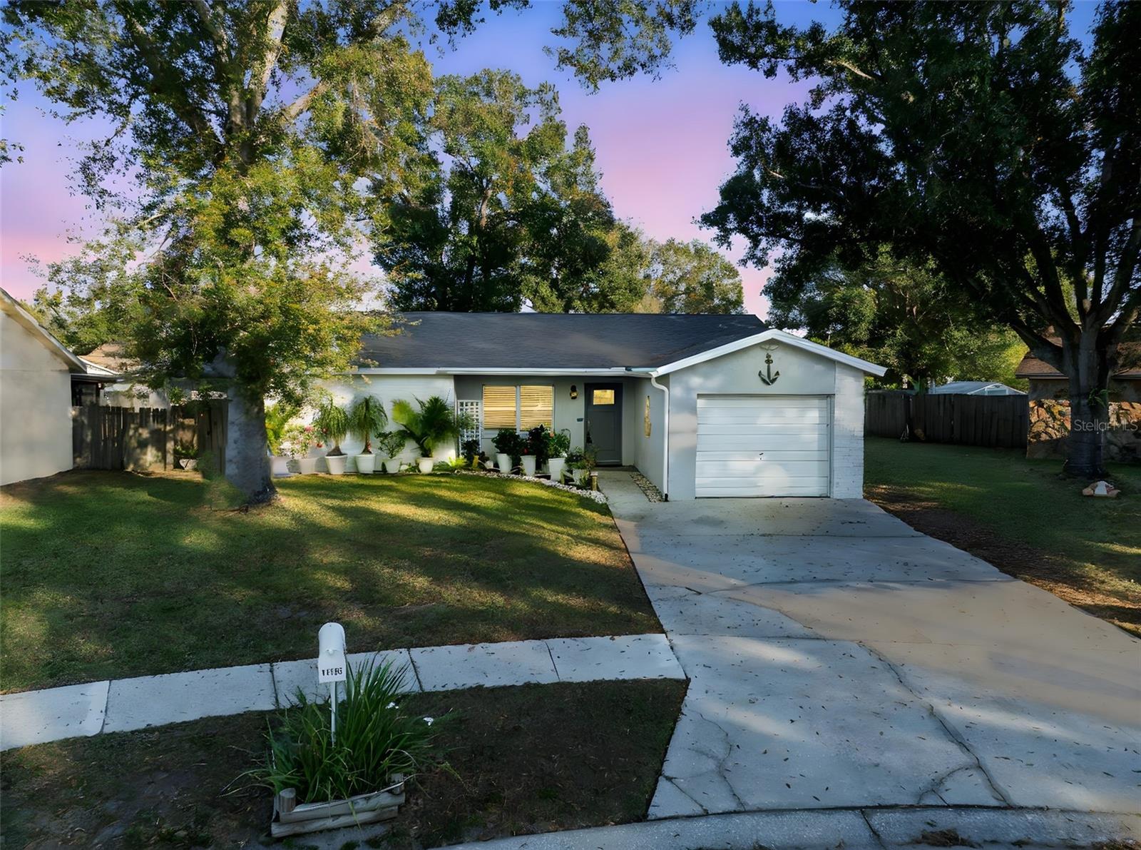 11305 Silverleaf CT