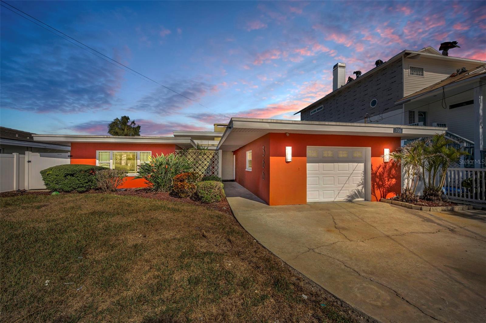 366 LA Hacienda Dr