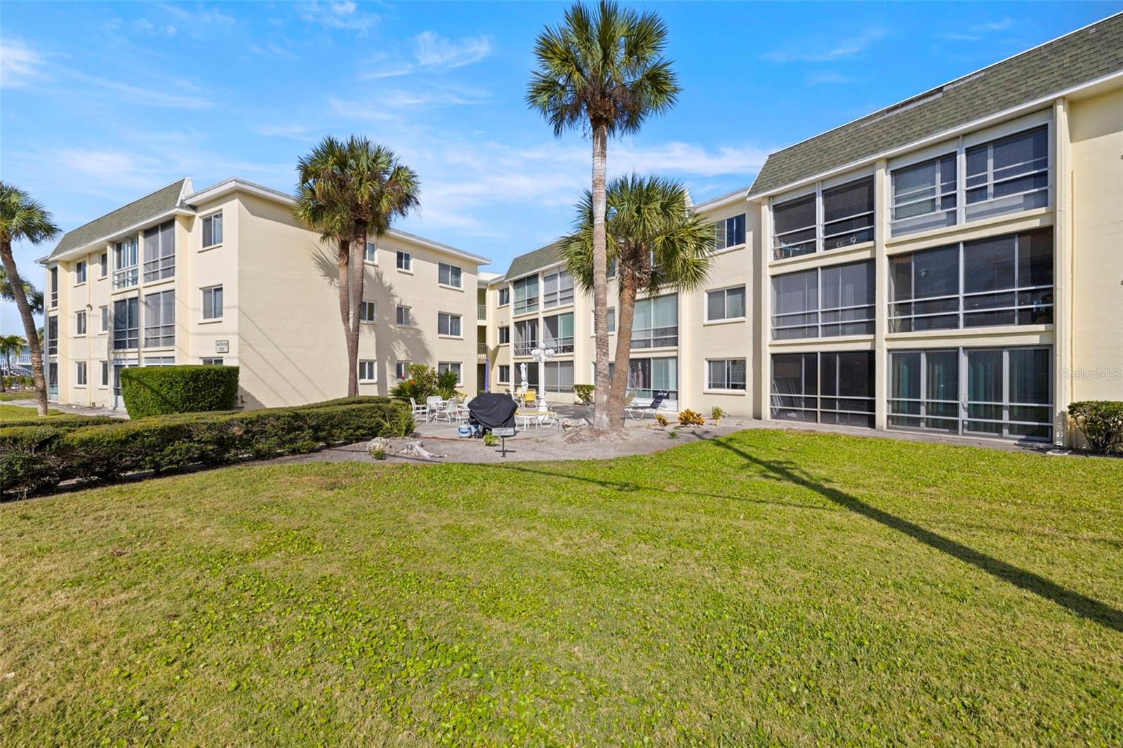 6767 Sunset Way #206