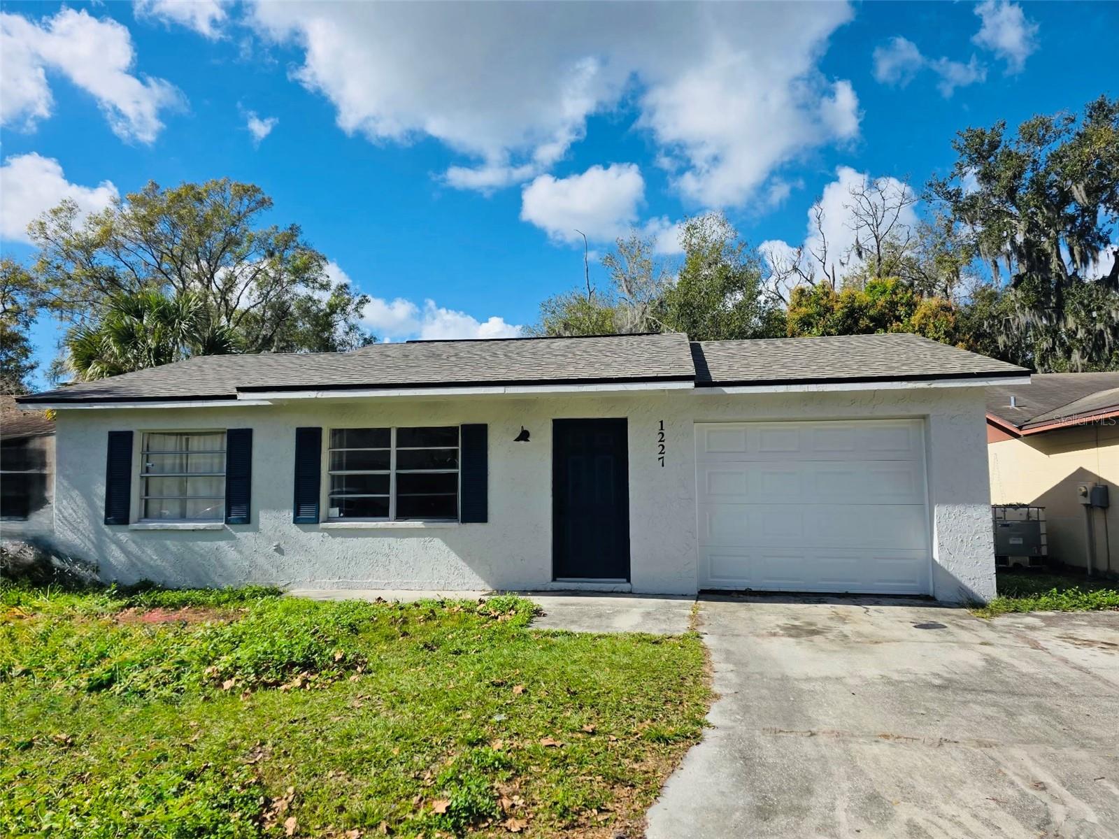 1227 Waterview Blvd W