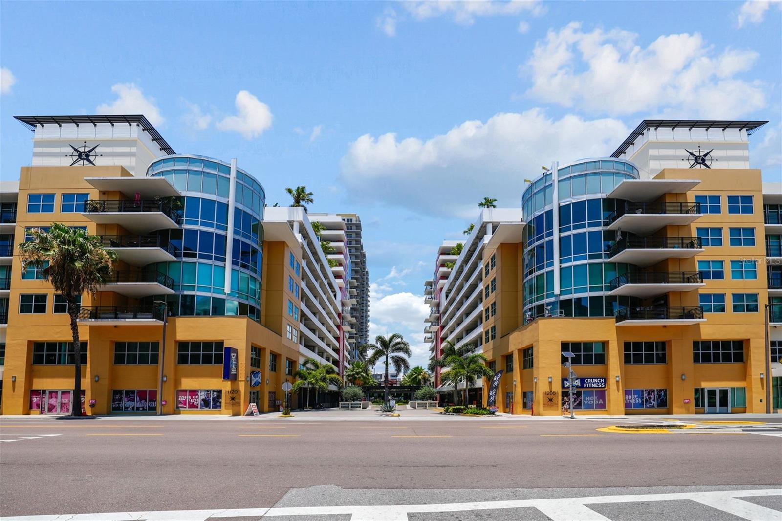 1208 E Kennedy Blvd #618