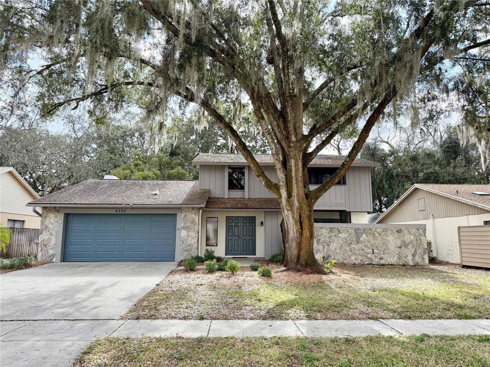 6101 Soaring Avenue