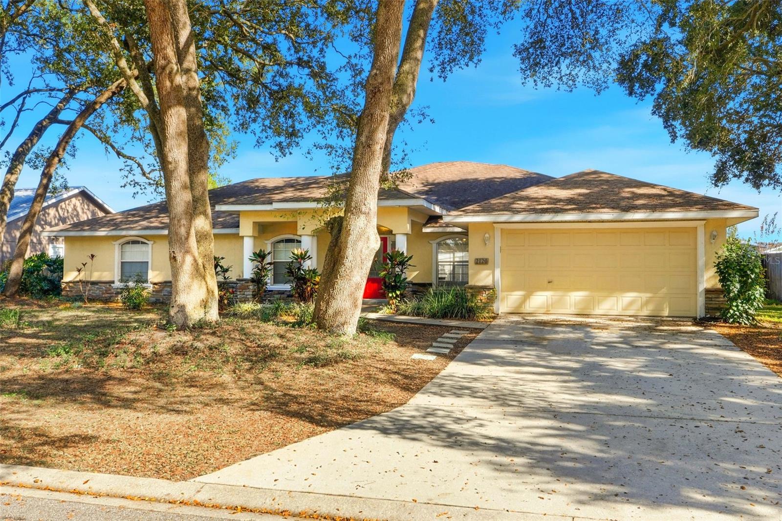 2120 Wildwood Ln
