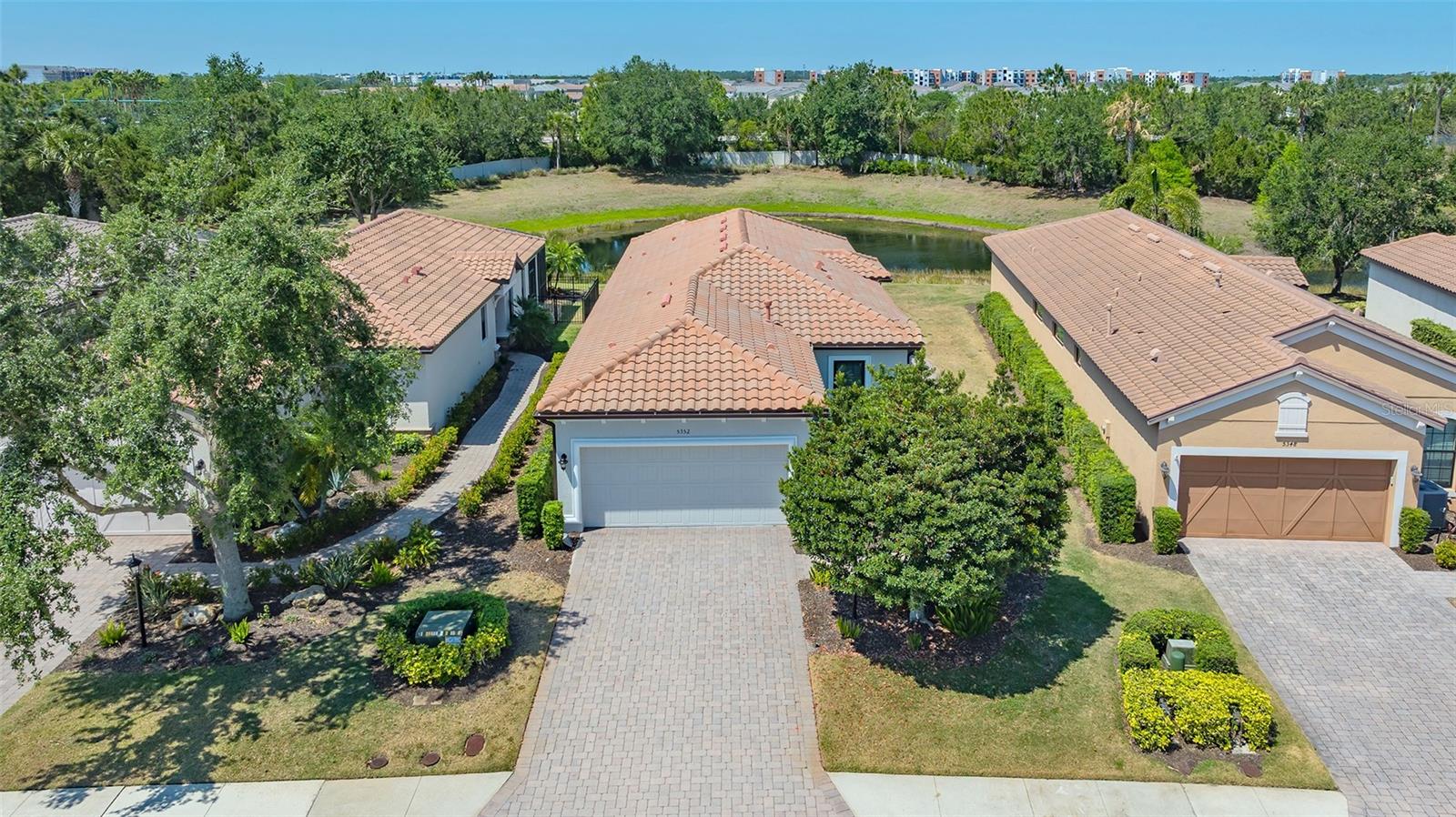 5352 Vaccaro CT