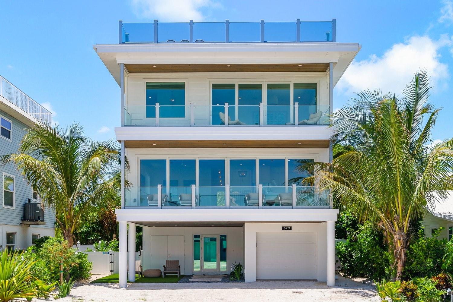 870 N Shore Dr