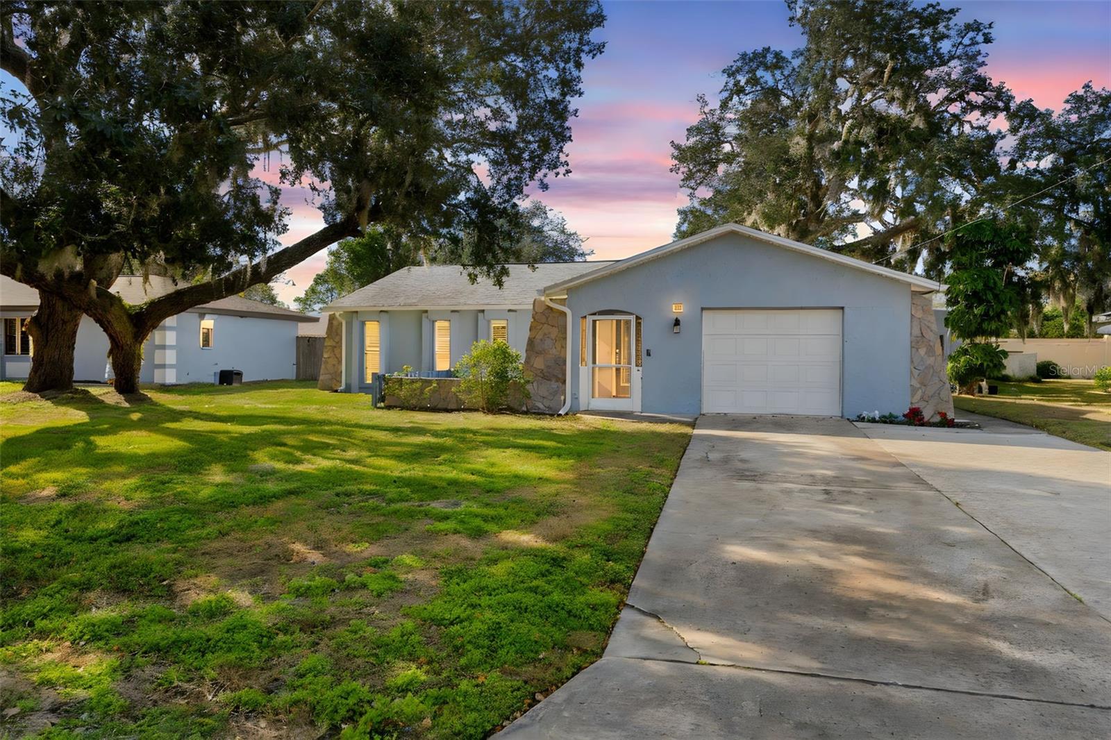 2399 Gallagher Ave