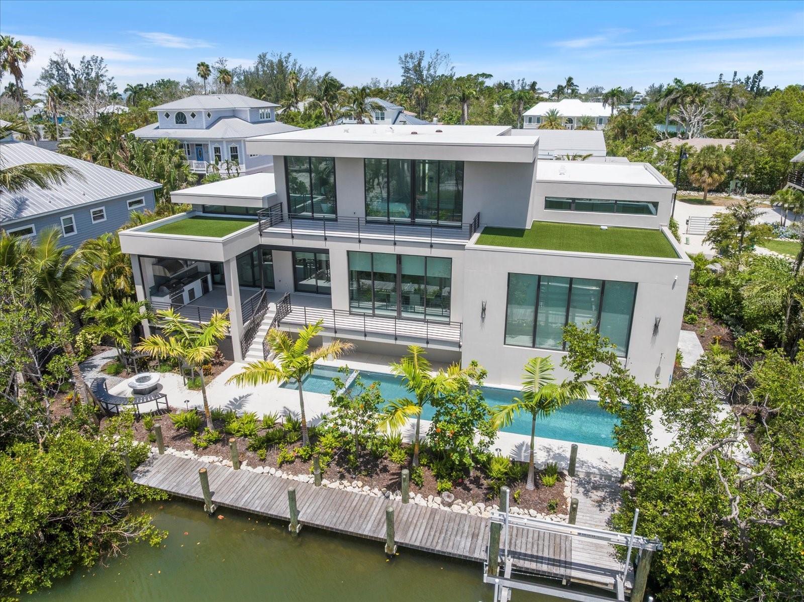590 DE Narvaez Dr