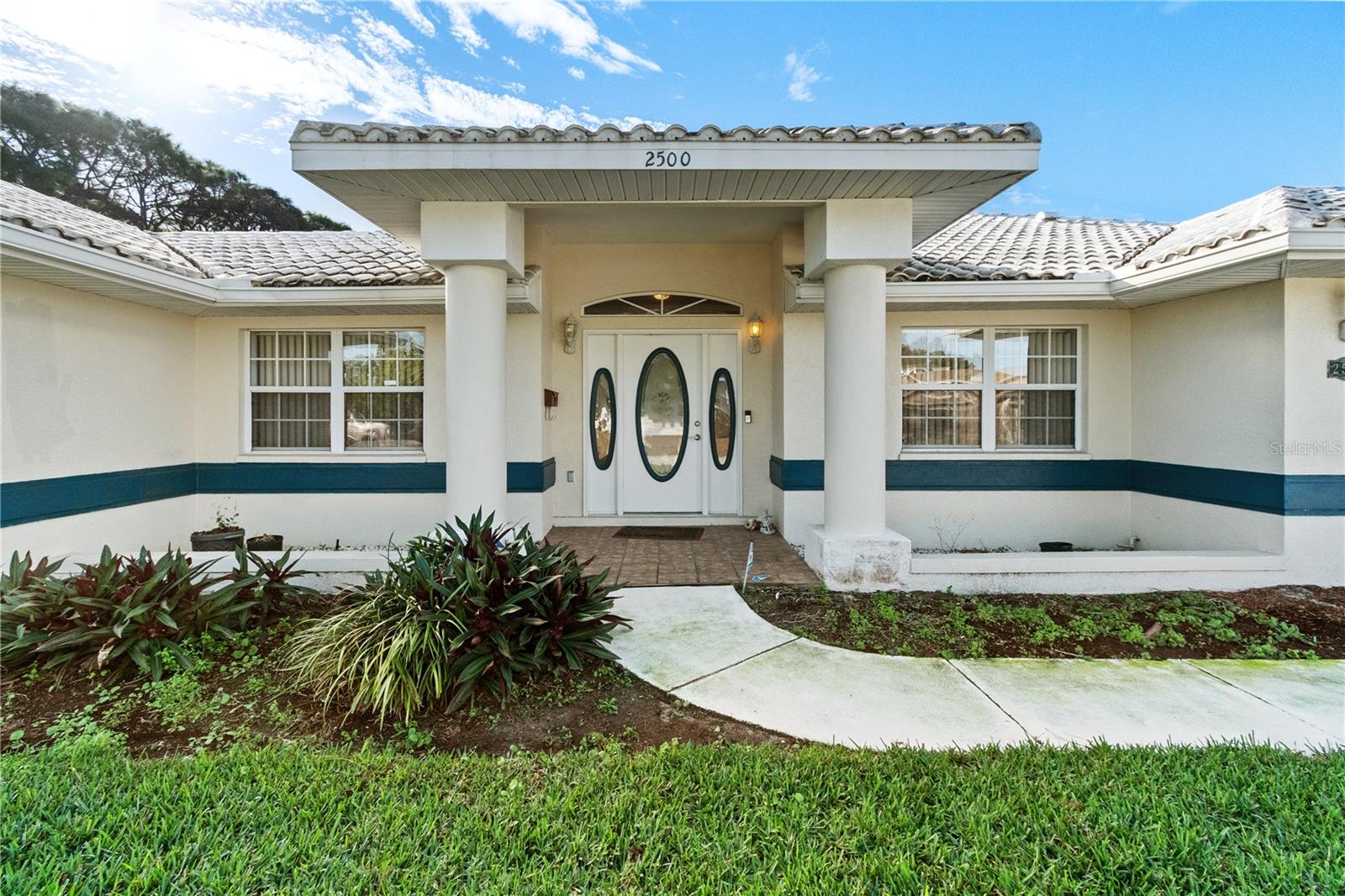 2500 S 62nd Ave