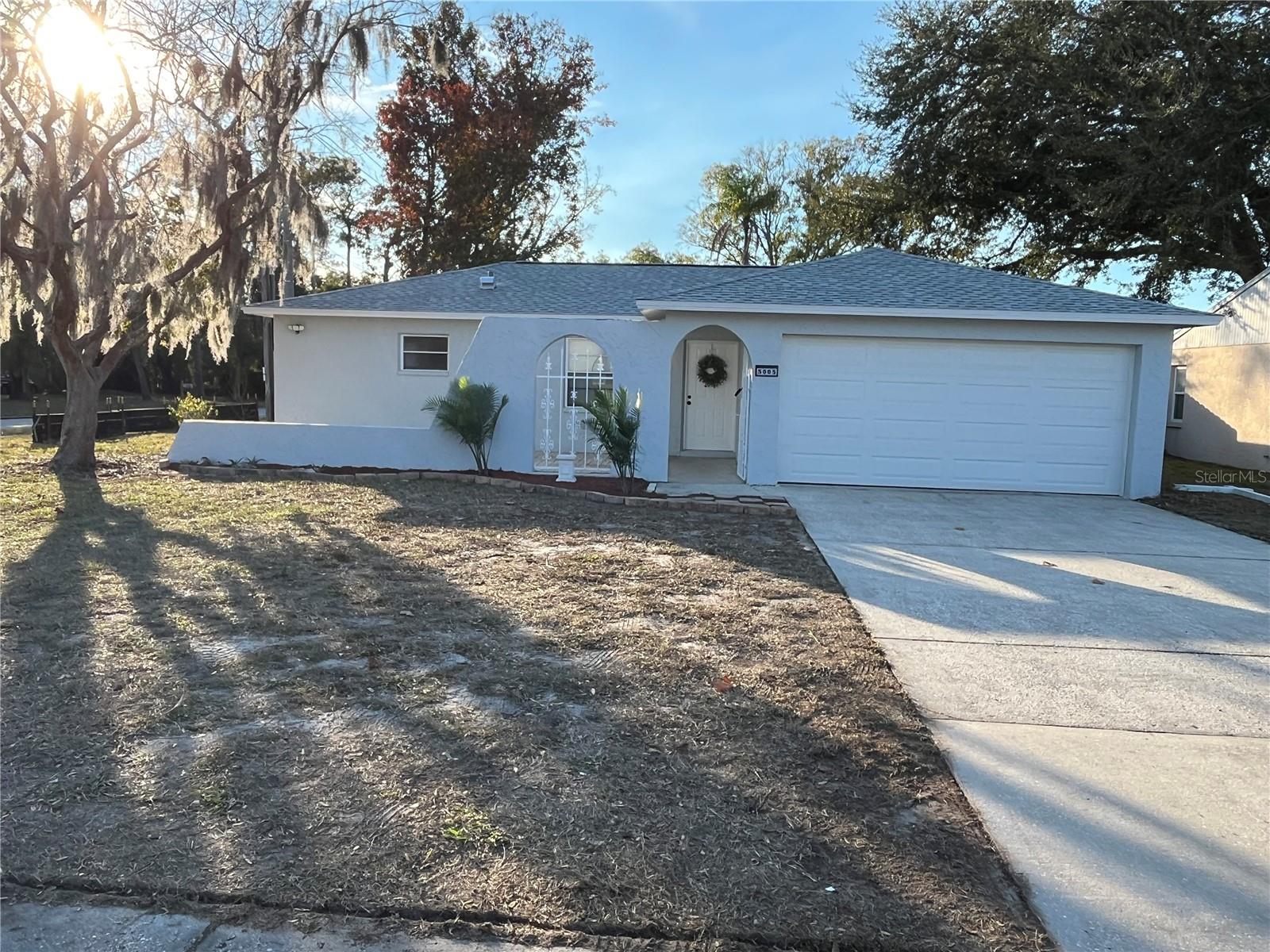 5005 Muriel Ln