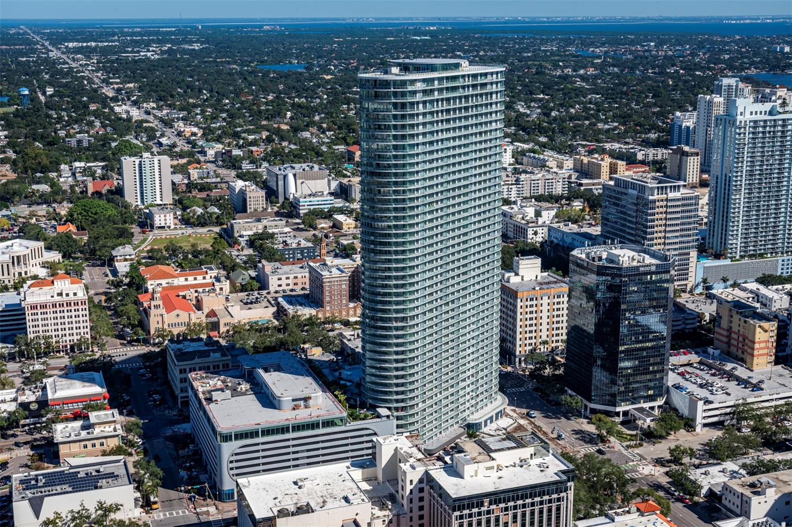 400 Central Ave #901