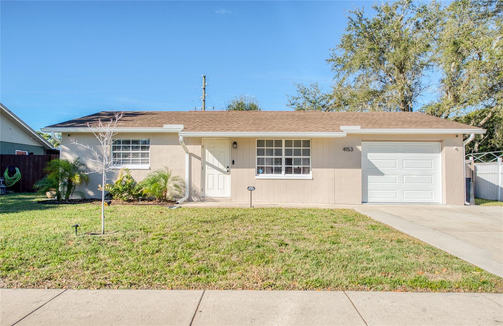 4153 Swallowtail Dr