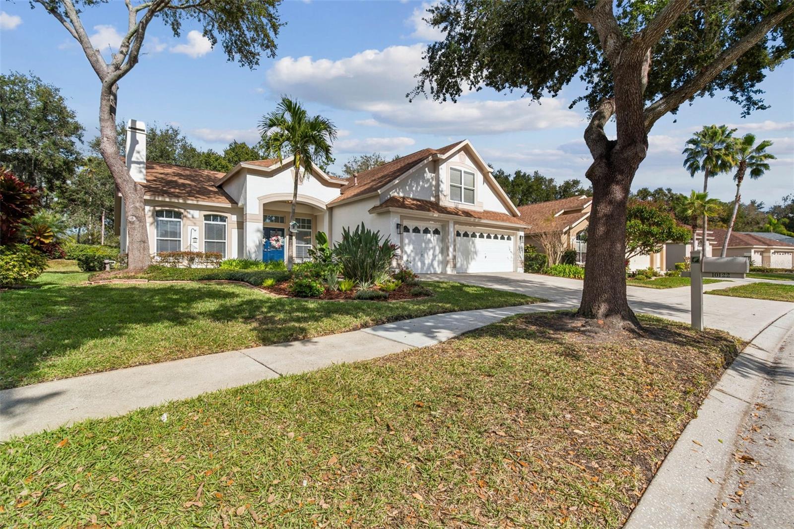 10122 Whisper Pointe Dr