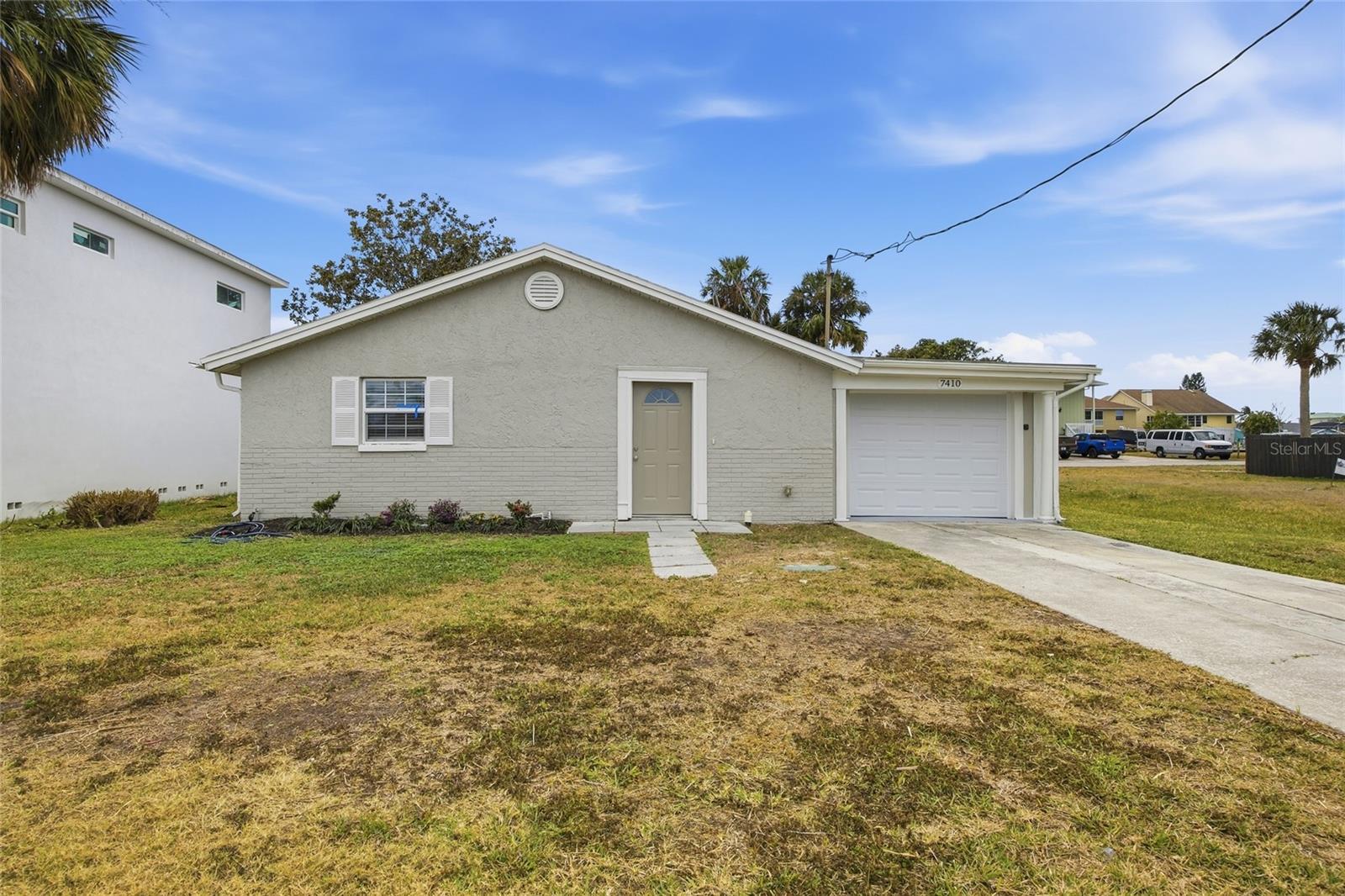 7410 Mako Dr