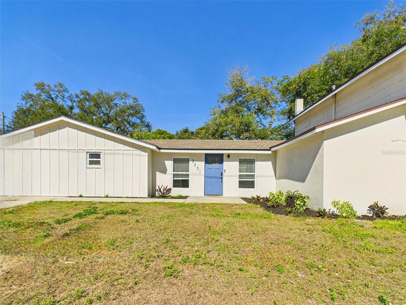 2201 50th Ave N