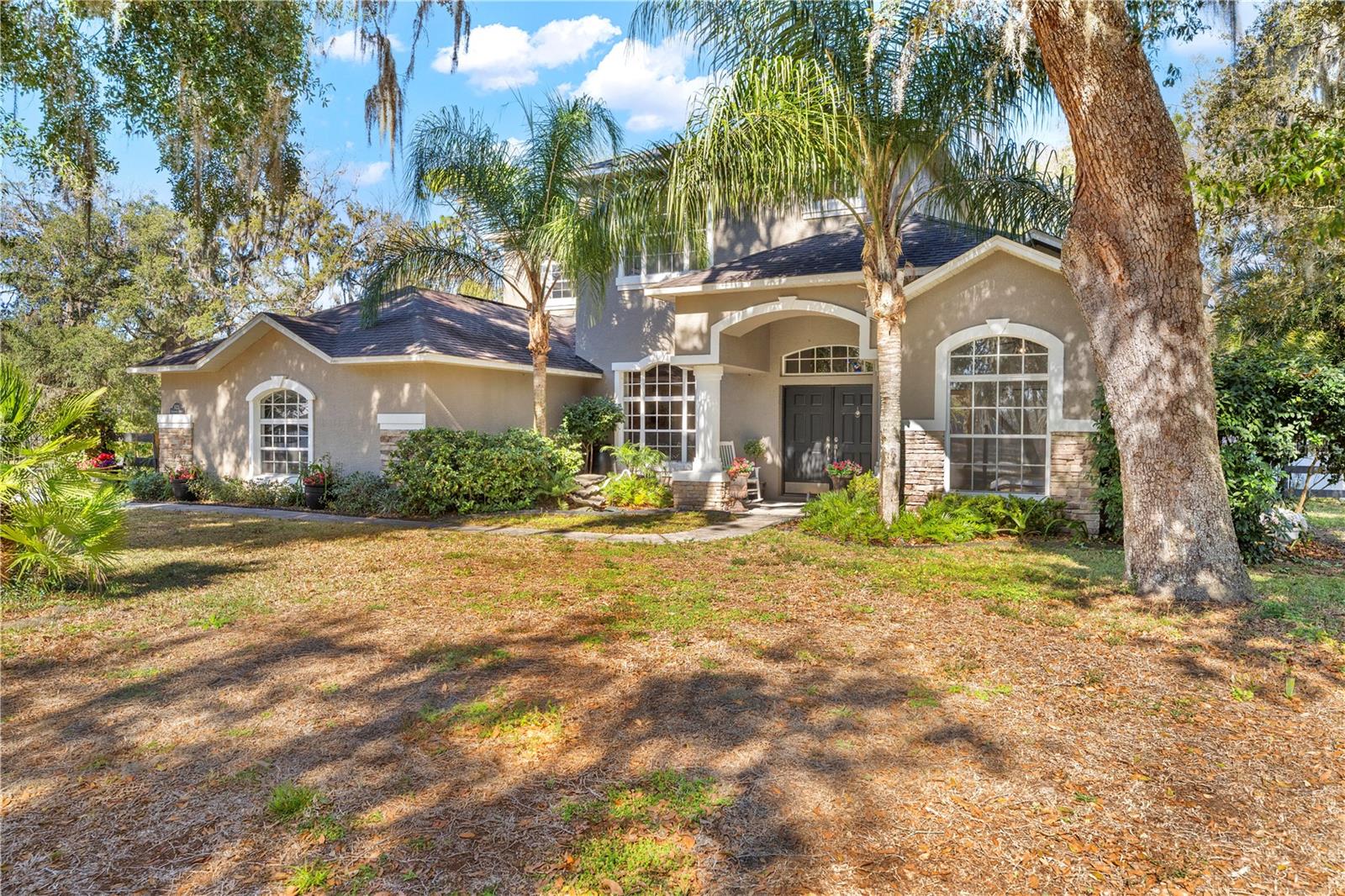5123 Shorewood Dr