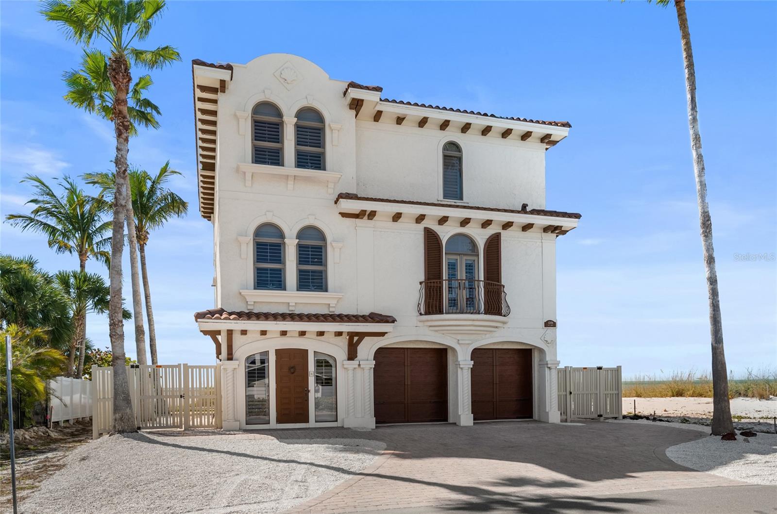 12106 Gulf Dr
