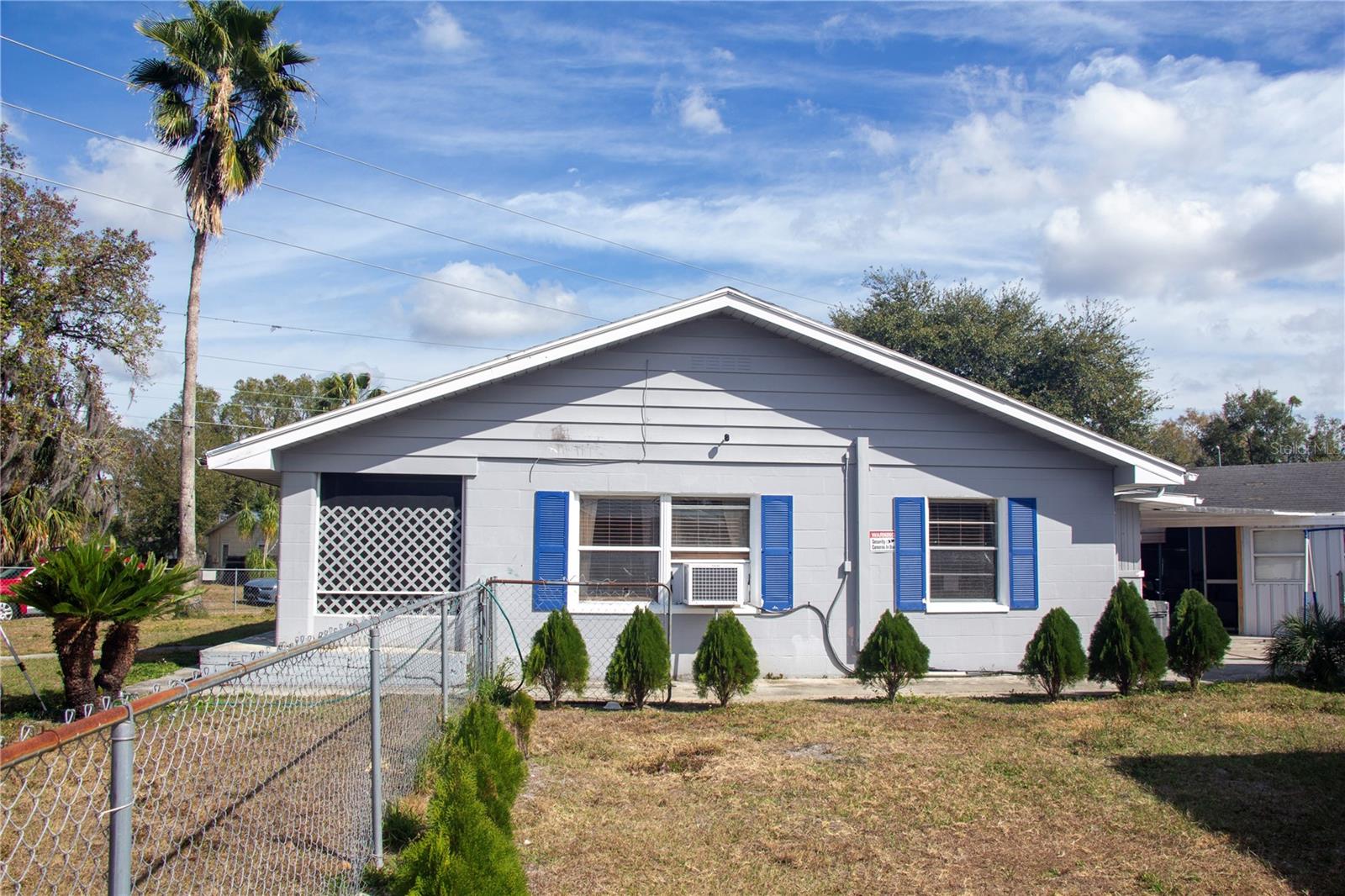 2403 Golfview St