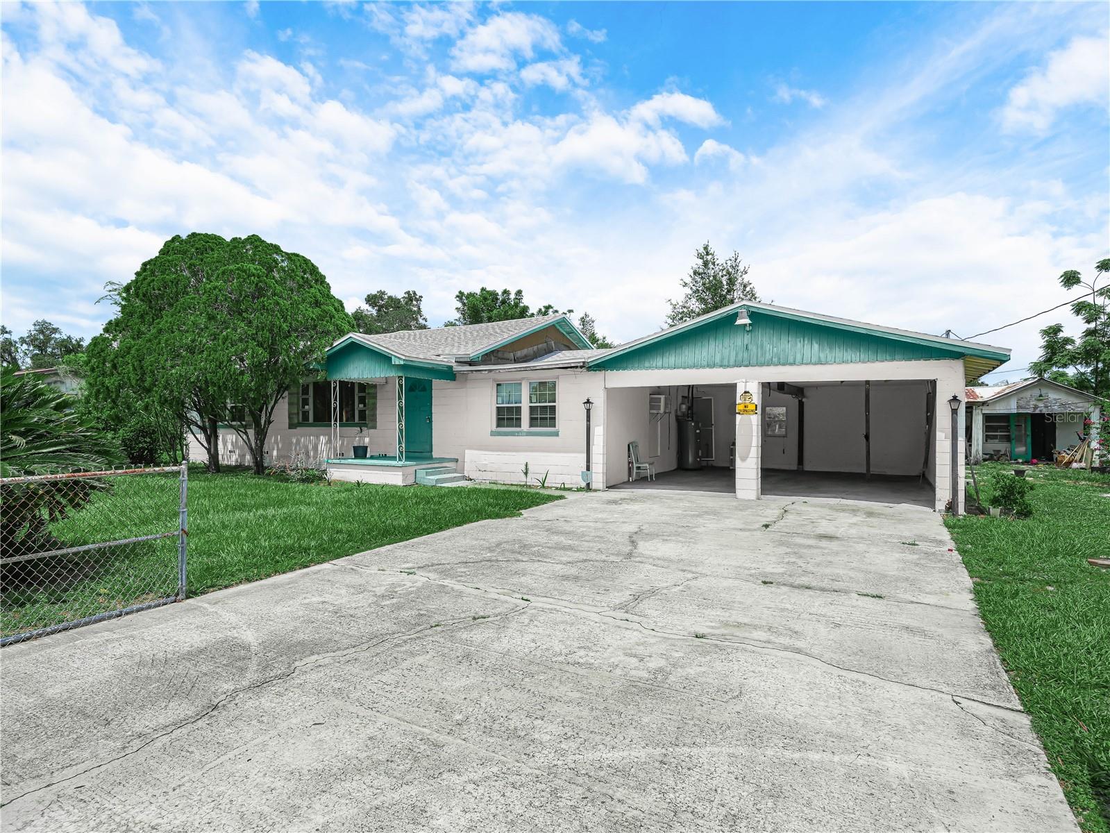 715 S Seminole Ave