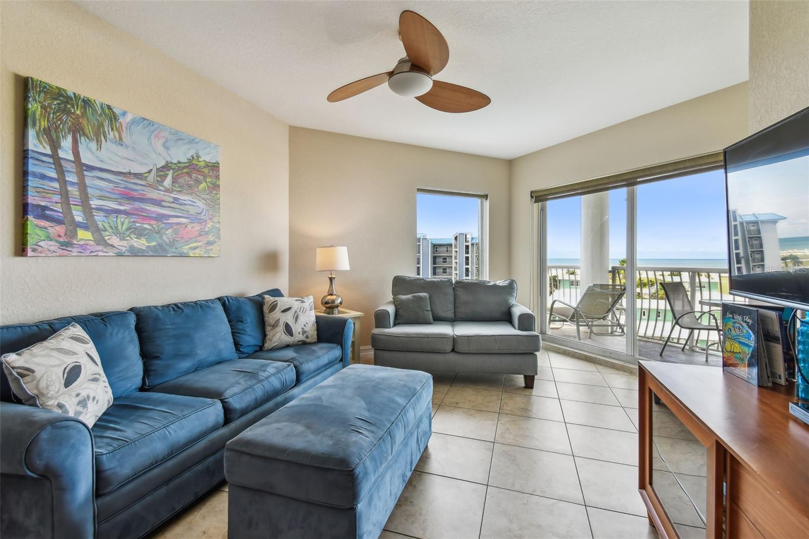 11605 Gulf Blvd #506