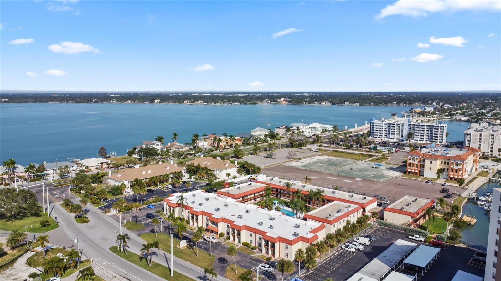 10365 Paradise Blvd #22