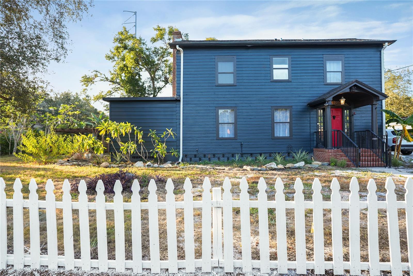 1013 Magnolia Dr