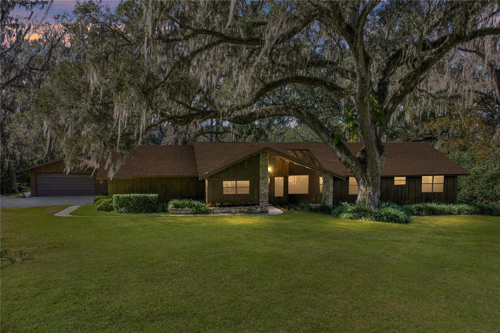 11045 Fort King Rd