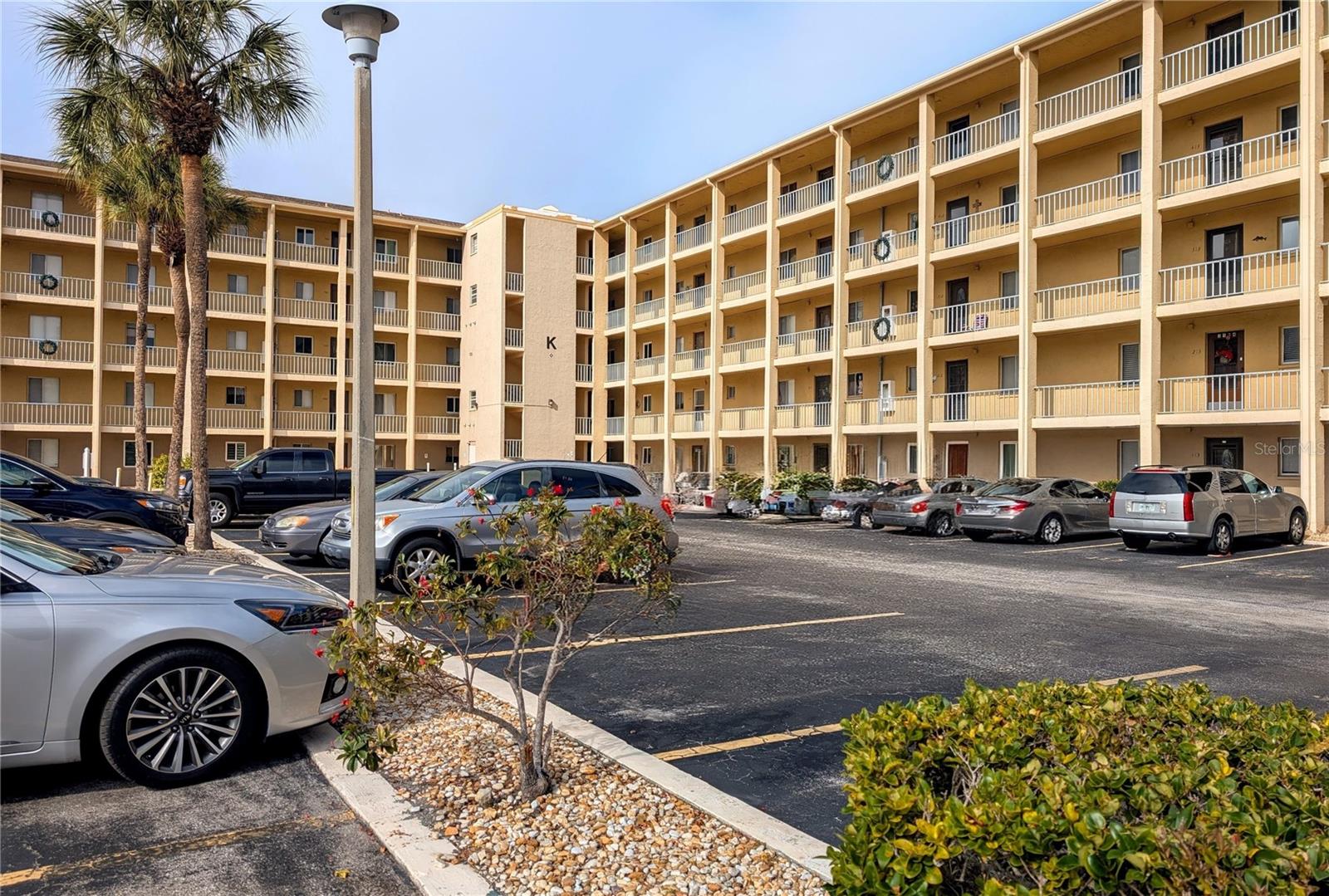 3562 Lake Bayshore Dr #Unit K-202
