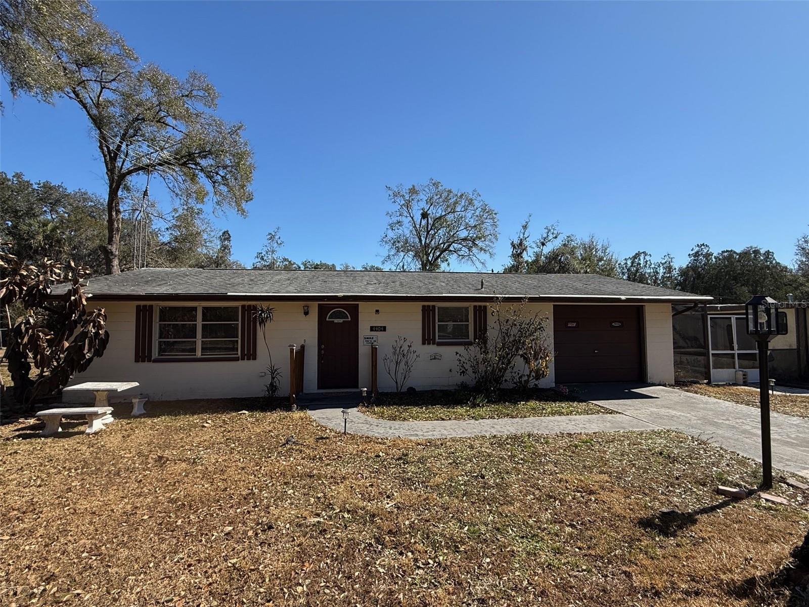 4404 Areca Palm Dr