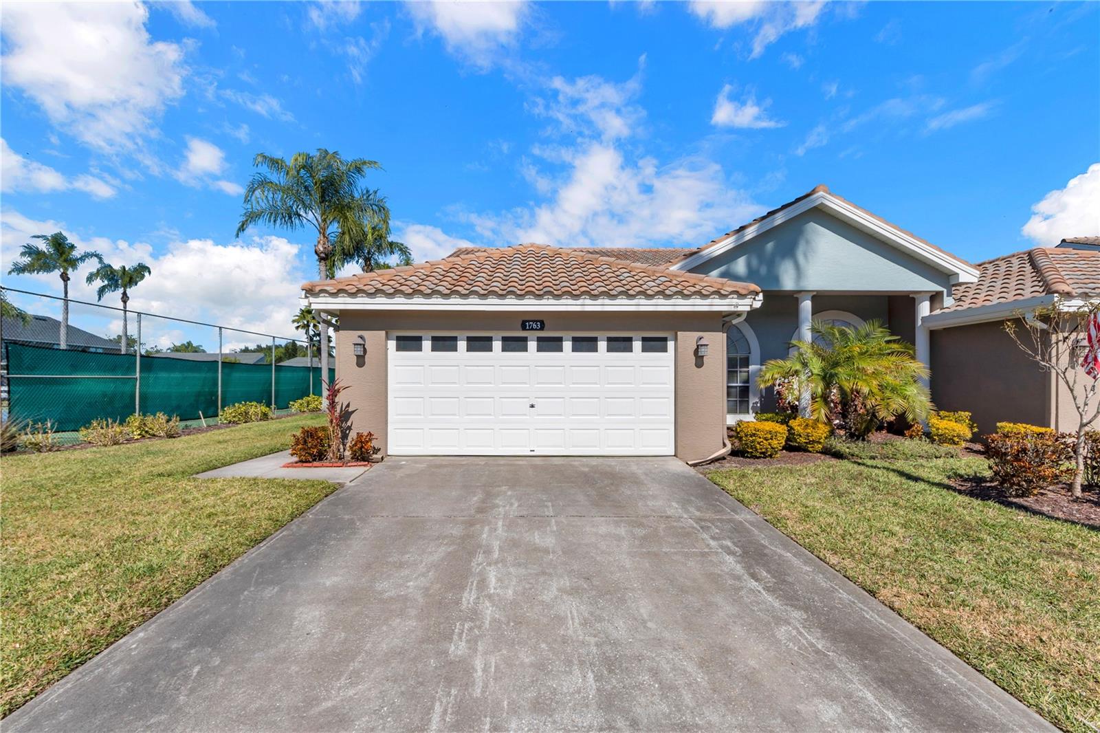 1763 Arabian Ln
