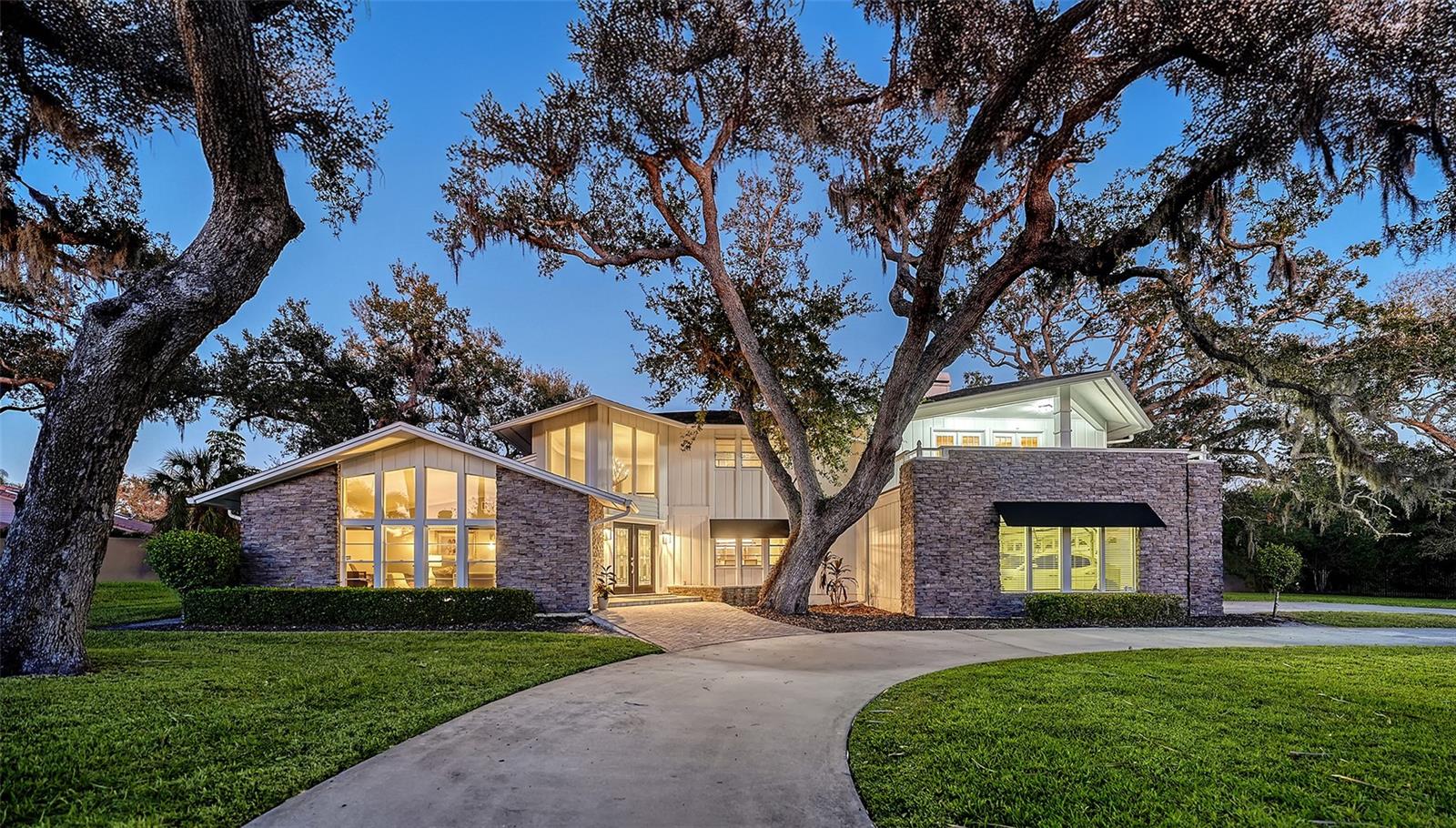 3783 Beneva Oaks Blvd