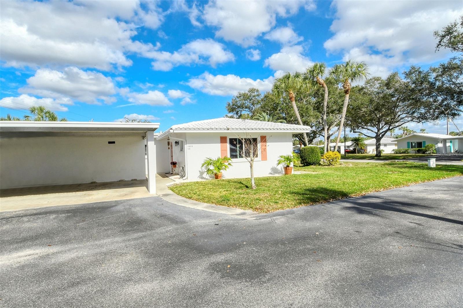 1809 Vera Pl #8