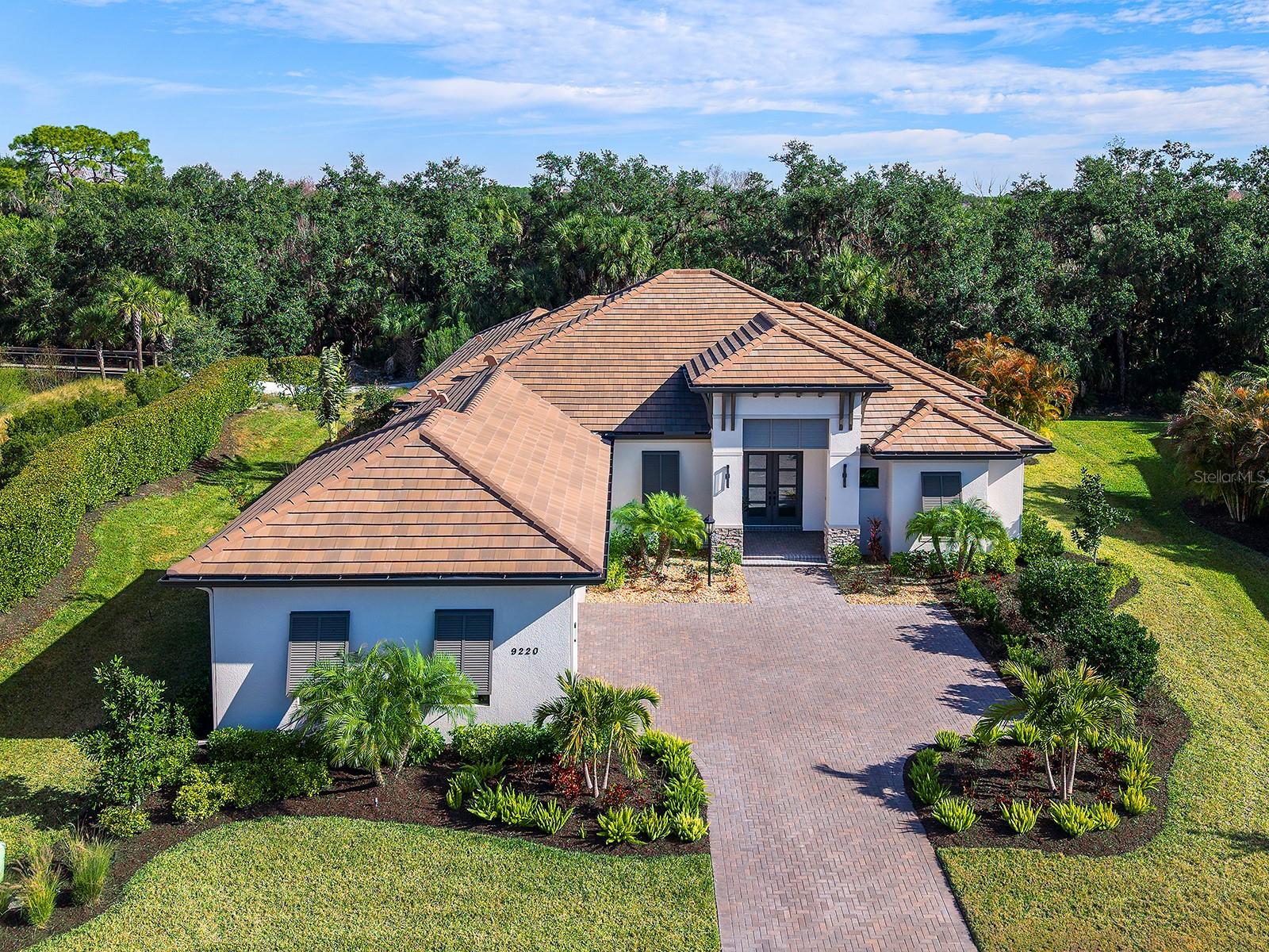 9220 Starry Night Ave