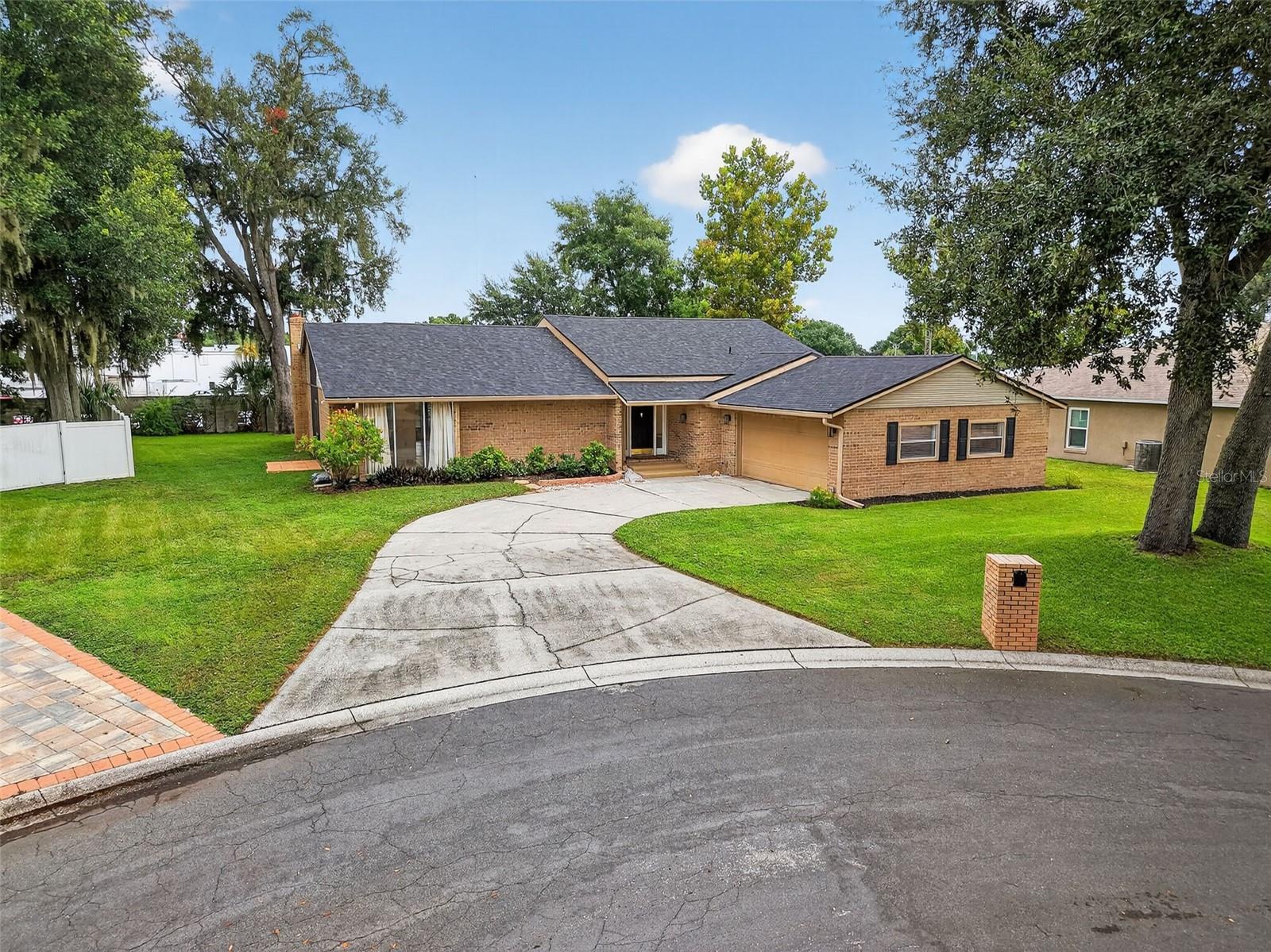 1524 New Jersey Oaks CT