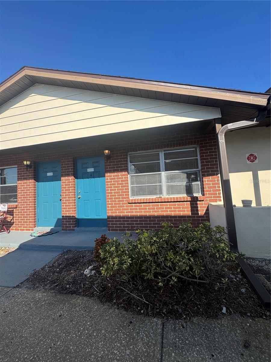 24862 Us Highway 19 N #2105