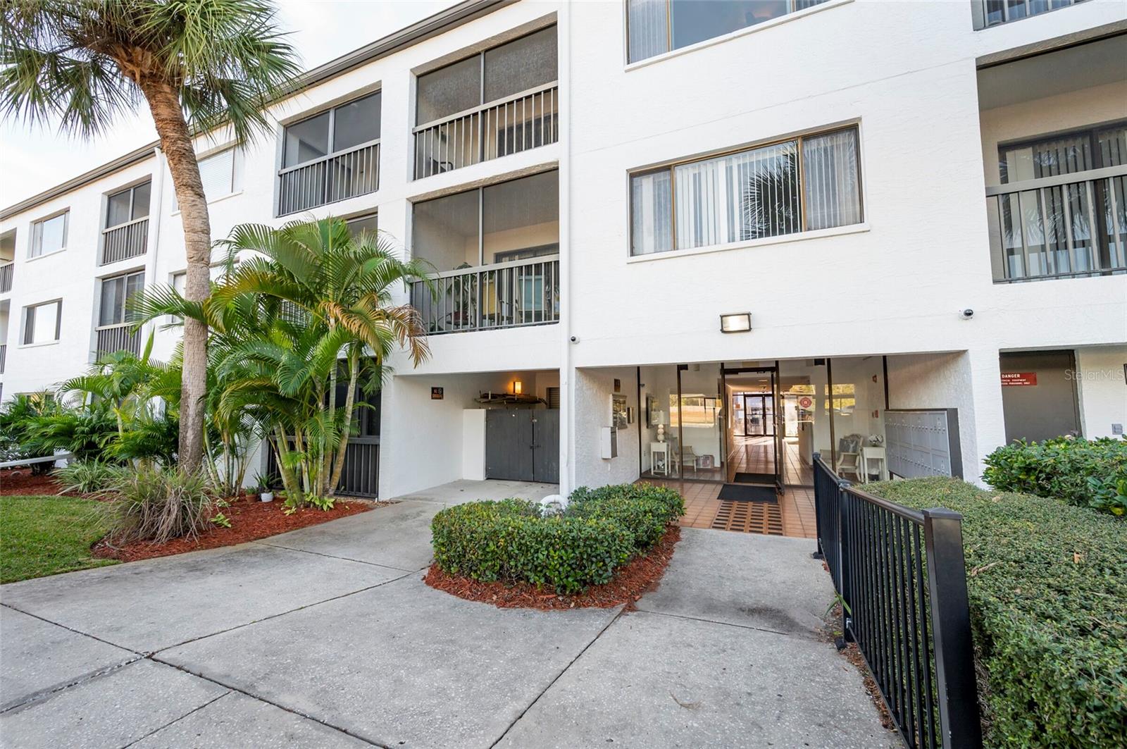 2593 Countryside Blvd #7307
