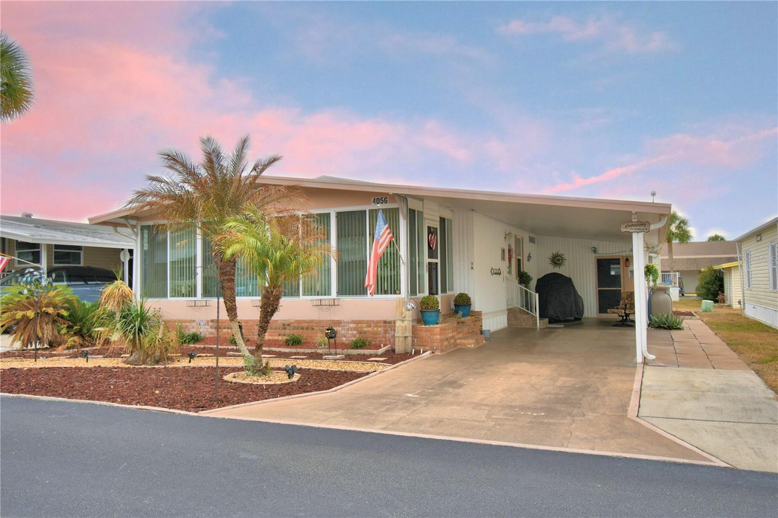 4056 Rolling Oaks Dr