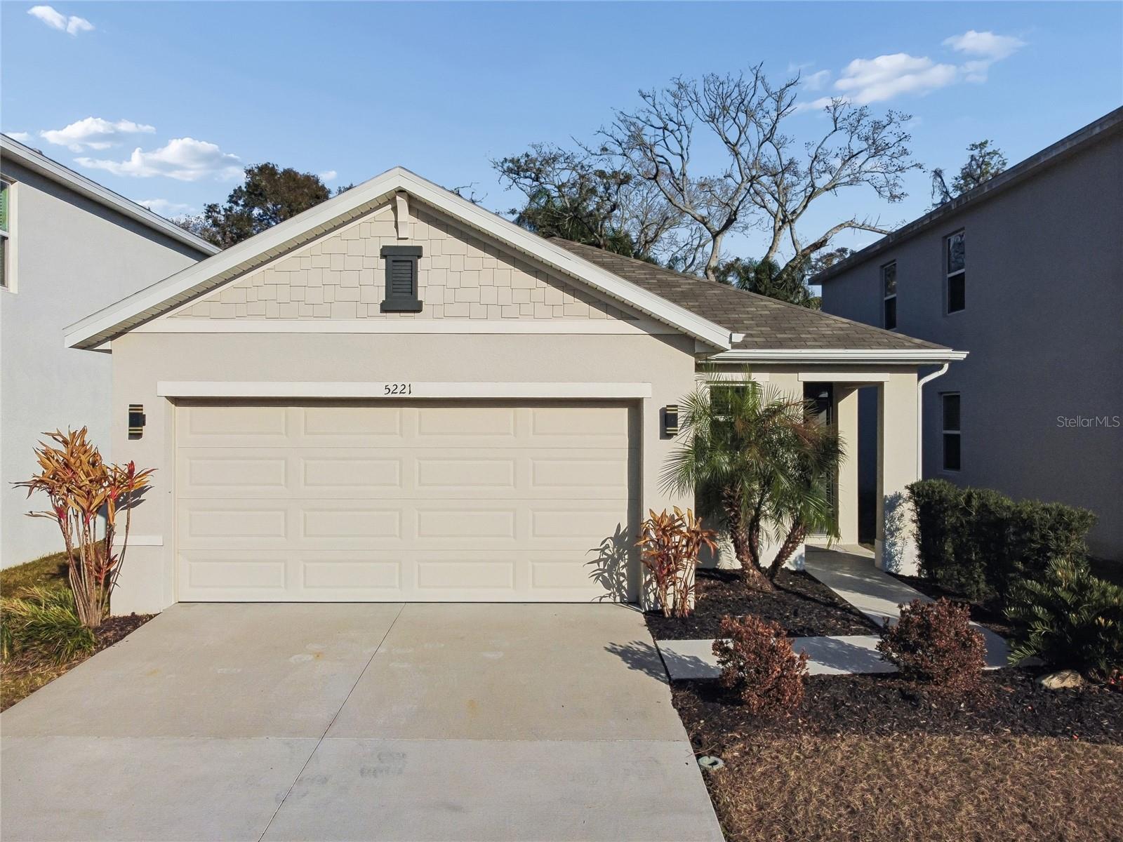 5221 Hillside Meadow Pl