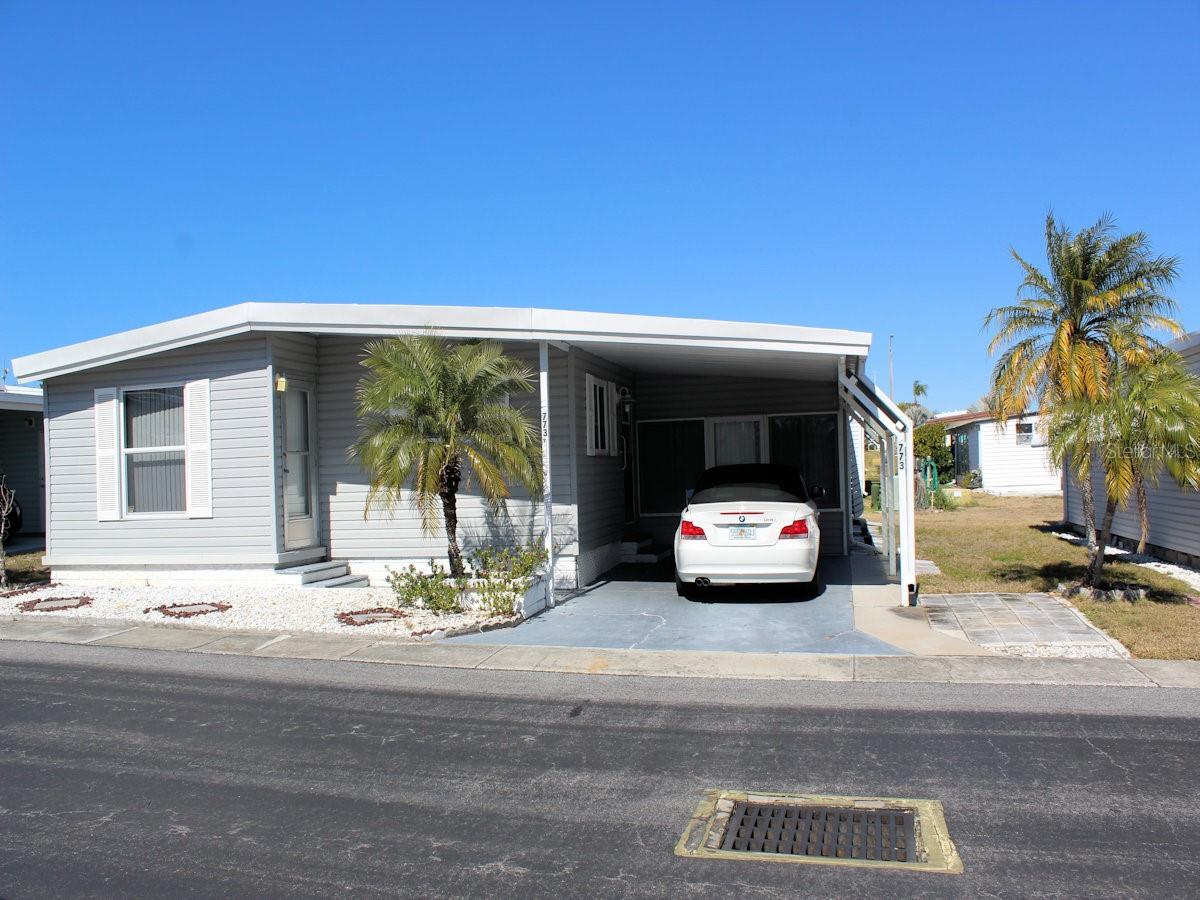 773 Royal Palm Cir