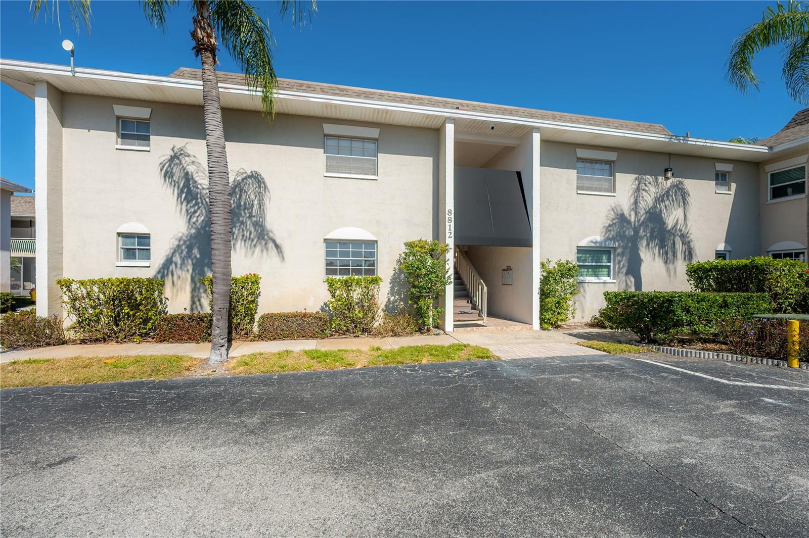 8812 Bay Pointe Dr #D202