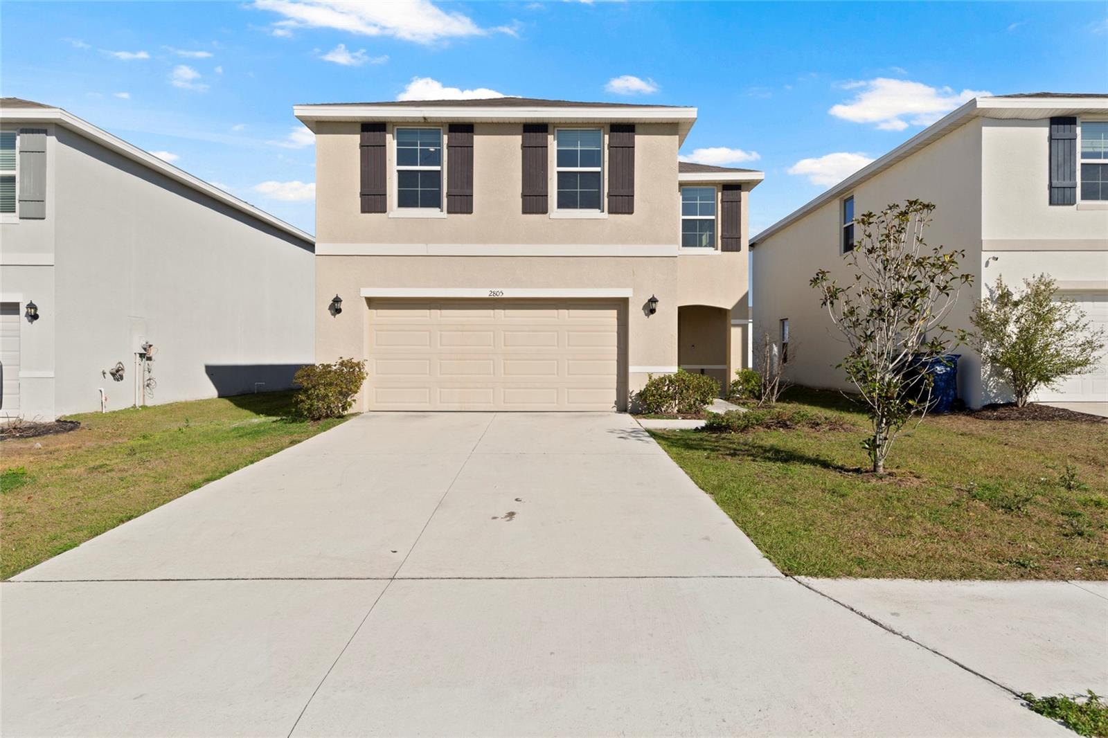 2805 Rock Sound St