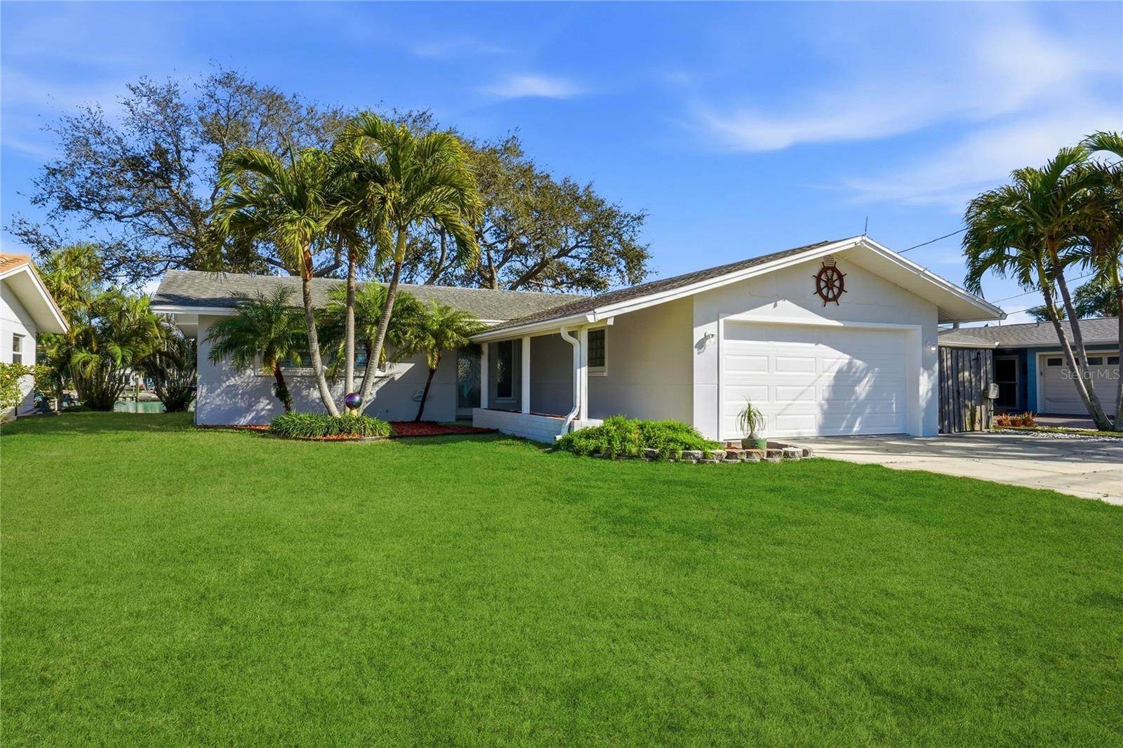 541 Lillian Dr